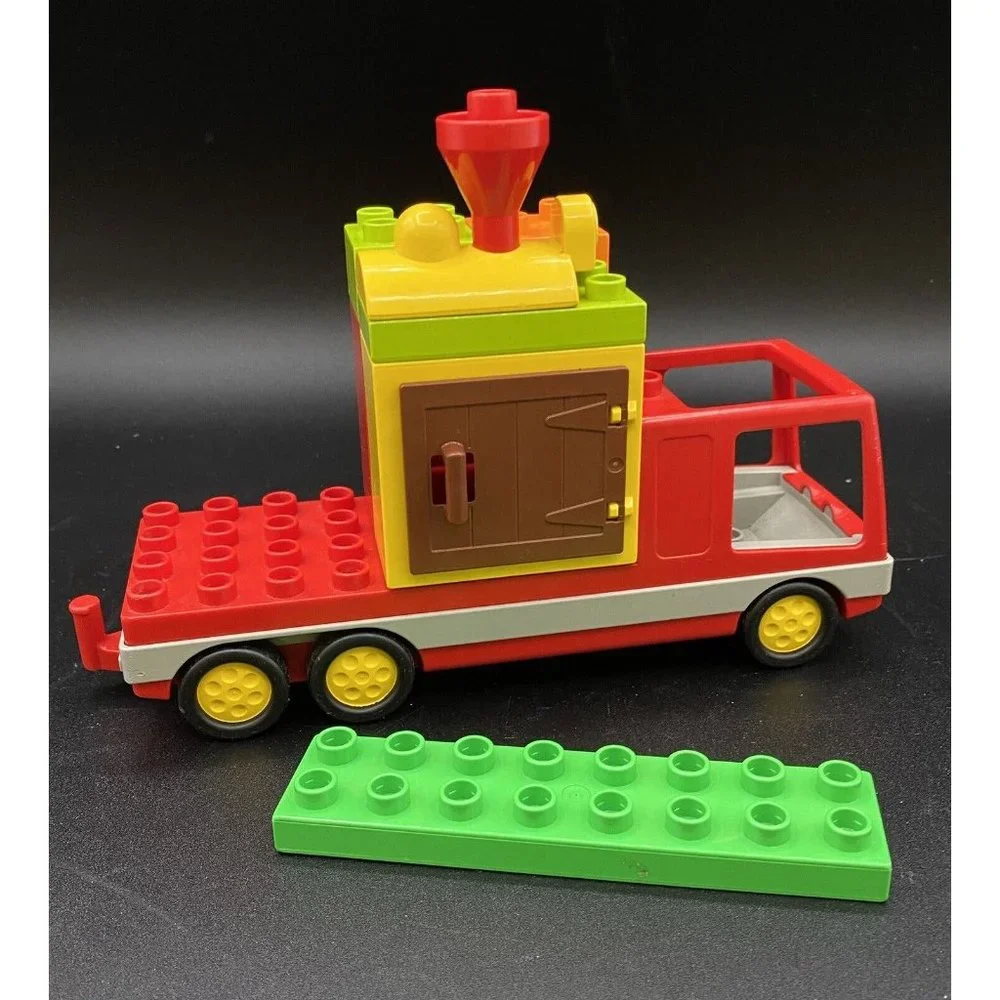 Lego Duplo Vehicle Truck Red Grey Fire Brigade Set 2691 & Misc Blocks LOT 8